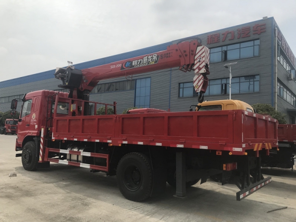 東風華神F5單橋隨車吊廠家直銷