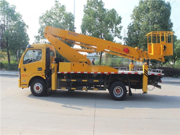 東風(fēng)多利卡26米高空作業(yè)車(chē)