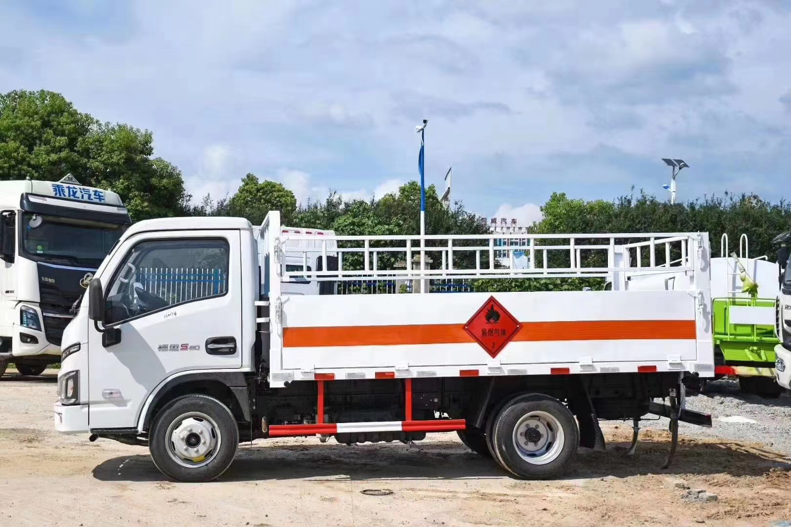 躍進(jìn) 柴油氣瓶運輸車